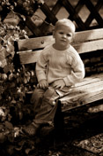 A beautiful family portrait shoot at Frame Park in Waukesha, WI - Randy K Photography