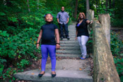 A beautiful family portrait shoot at Grant Park in Milwaukee, WI - Randy K Photography